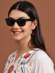 Classic Green Wayfarer UV-Protected Sunglasses for Men & Women