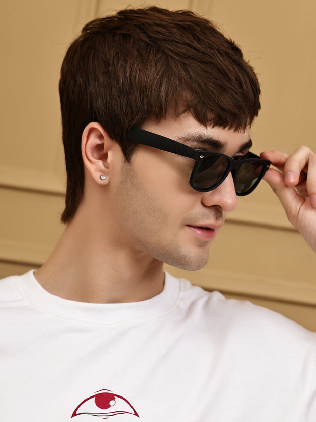 Classic Green Wayfarer UV-Protected Sunglasses for Men & Women