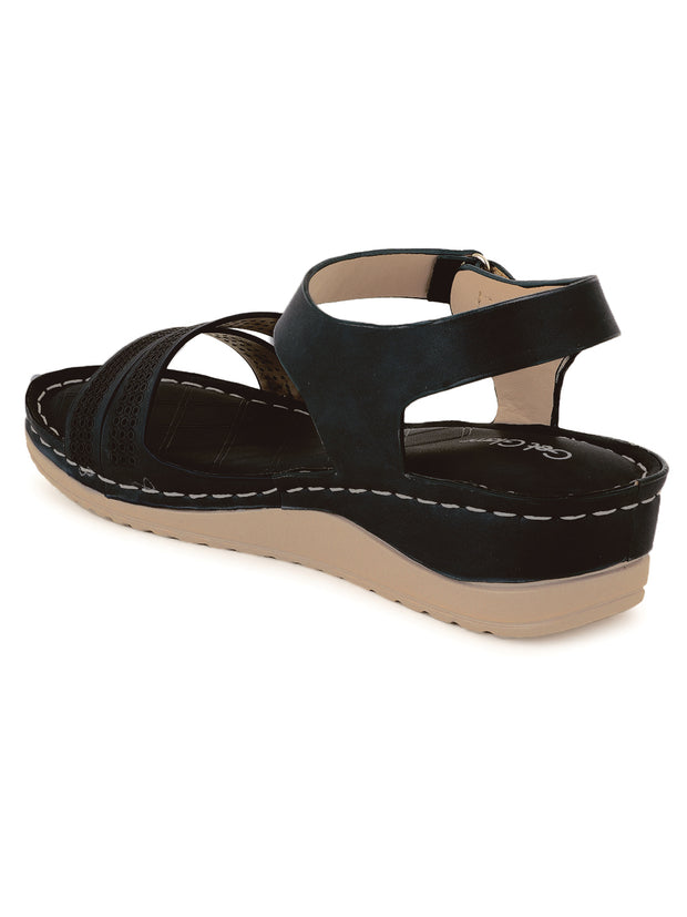 Get Glamr Women Black Comfort Sandals
