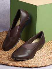 GET GLAMR Hand Made Designer Brown Wedges Pumps