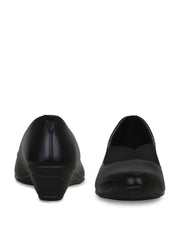 GET GLAMR Hand Made Designer Black Wedges Pumps