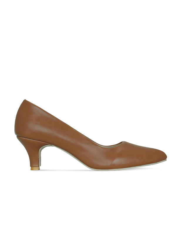 Women Tan Classic Solid Pumps