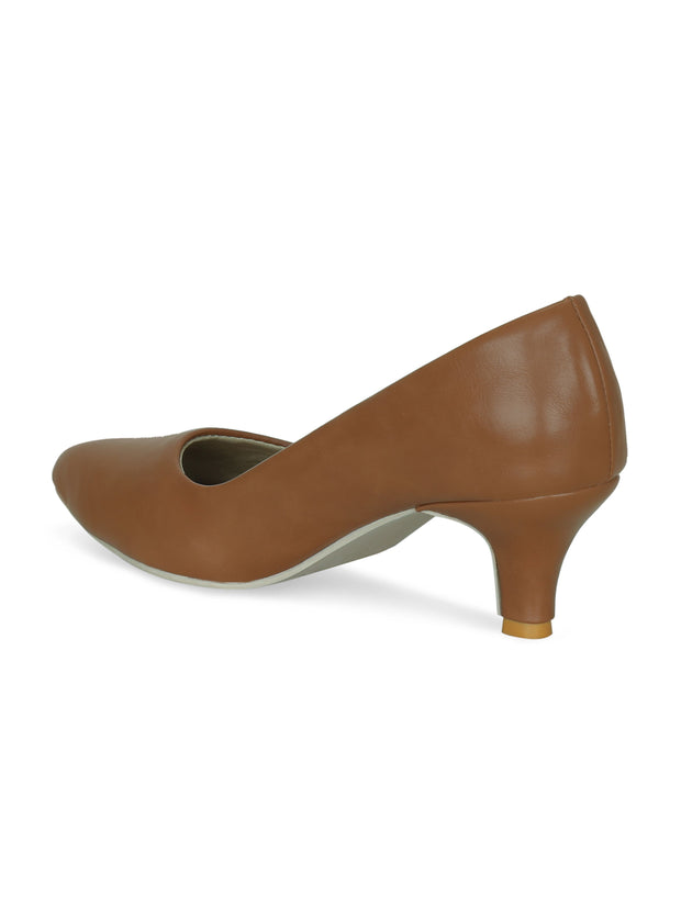 Women Tan Classic Solid Pumps