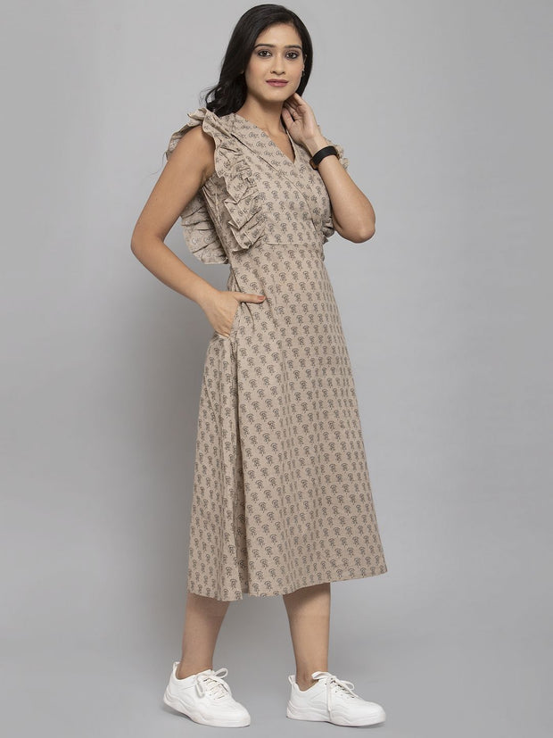 Women Beige & Off-White Printed A-Line Dress With Mask